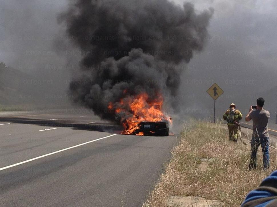 Pare de necrezut ce s-a întâmplat cu maşina asta. Imaginile care au lăsat în lacrimi sute de mii de şoferi 160643