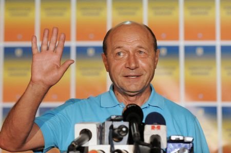 USL: Traian Băsescu ar trebui să demisioneze, să nu mai aştepte până pe 12 septembrie