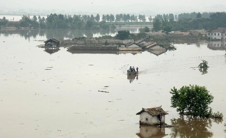 Coreea de Nord. 169 de persoane au murit şi alte 400 sunt date dispărute în urma inundaţiilor