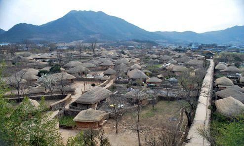 Oamenii pentru care timpul s-a oprit în anul 1.400. Reportaj impresionant despre locul pe care oricine trebuie să-l vadă măcar o dată în viaţă 161561