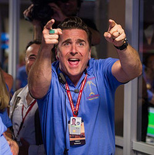 &quot;Pentru realizarea lucrurilor măreţe e nevoie ca oamenii să lucreze împreună&quot;. Intră în culisele NASA 161674