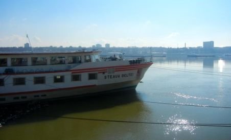 Debitul şi cotele Dunării au scăzut alarmant