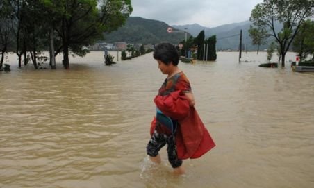 China: Două milioane de persoane, evacuate din cauza taifunului de ieri
