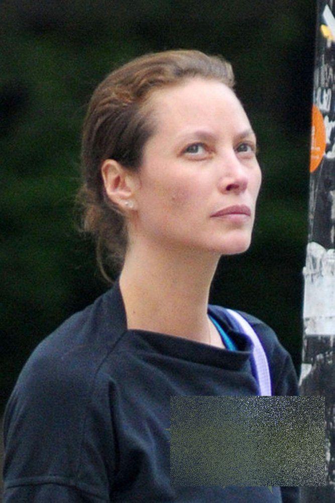 &quot;Dumnezeule mare! Nu credeam că o să o văd în halul ăsta!&quot; Vedeta care s-a făcut de râs prin apariţia ei 162288