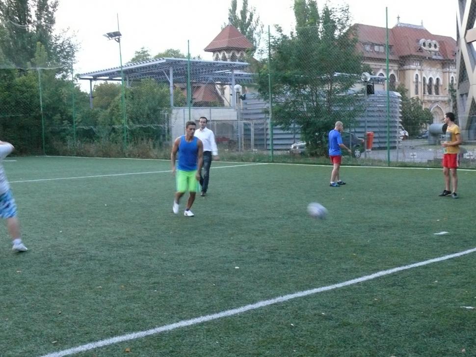 Mihai Gâdea și Mircea Badea, realizatori – jucători 162580