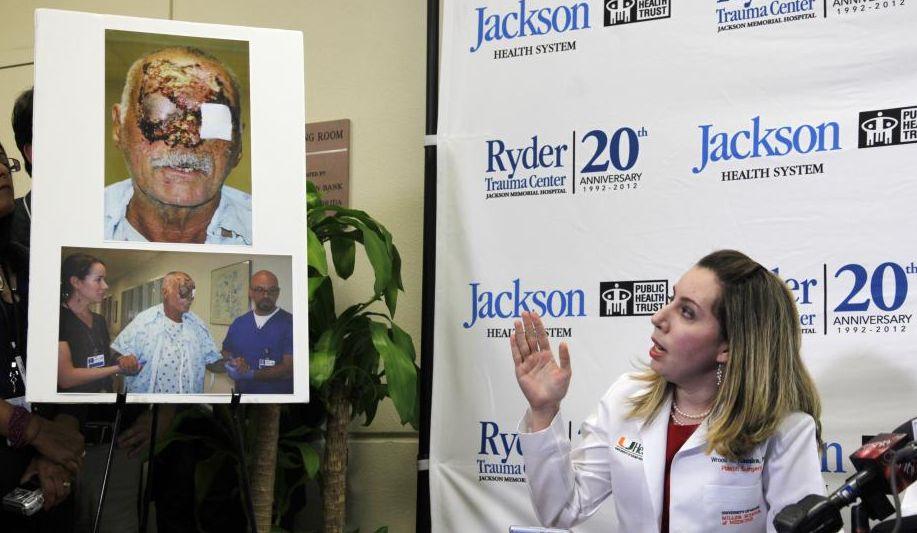 &quot;Pur şi simplu m-a sfâşiat. M-a muşcat de faţă. Mi-a scos ochii&quot;. Interviu cu victima canibalului din Florida 162493