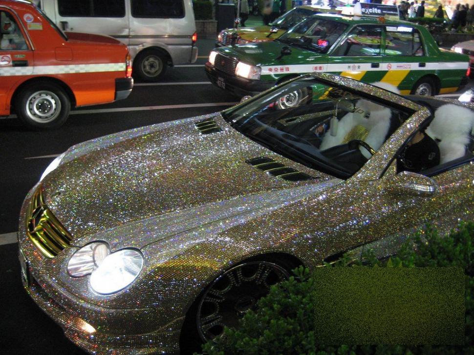 Credeai că ai văzut multe la viaţa ta?! Ce a făcut acest şofer în trafic te va lăsa cu gura căscată 162868