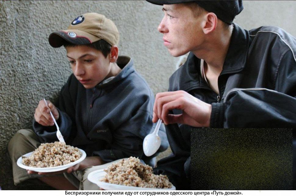 Un FOTOREPORTAJ sfâşietor. &quot;Singurul moment în care ne simţim iubiţi este atunci când ne injectăm droguri în venă&quot; 162901