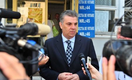 Valeriu Zgonea: Convoc marţi conducerea Camerei, solicitarea Parchetului în cazul lui Victor Paul Dobre va fi trimisă Comisiei juridice