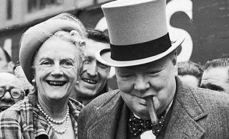 &quot;Poţi domni peste inimile oamenilor doar dacă îţi păstrezi calmul&quot;. Lecţia pe care a primit-o cel mai mare lider de război al secolului trecut 163043