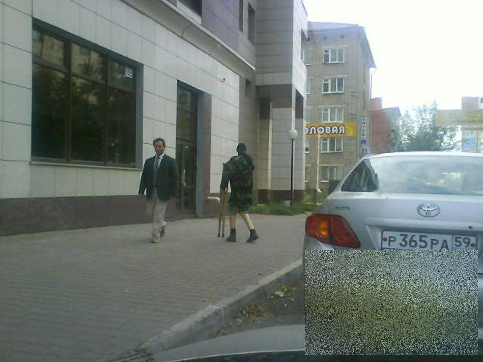 &quot;Ridică-ţi patul şi umblă!&quot; &quot;Minunea&quot; din intersecţie - un cerşetor olog s-a vindecat în 5 minute după ce a plecat de &quot;muncă&quot; 163035