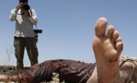 Serie de atacuri sinucigaşe comise în Afganistan, soldate cu cel puţin 36 de morţi