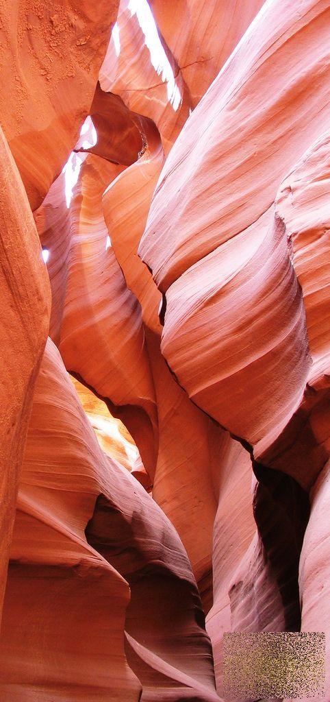 &quot;Este locul pe care Dumnezeu l-a creat prima dată pe pământ&quot;. Imagini spectaculoase din inima planetei 163331