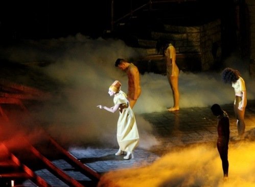 Lui Lady Gaga i s-a făcut rău pe scenă. Ce a declarat artista la întoarcere a uimit zecile de mii de oameni