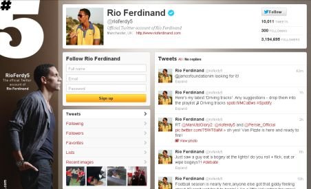 Postare pe Twitter de 45.000 de lire sterline. Cu atât a fost amendat Rio Ferdinand pentru un comentariu rasist