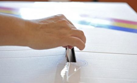 Care este cu adevărat numărul persoanelor cu drept de vot din România? Vă prezentăm câteva dovezi