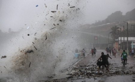 Furtuna tropicală Isaac a ucis 19 persoane în Haiti şi se îndreaptă către Louisiana 