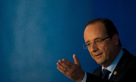 Hollande asigură că Franţa va recunoaşte un guvern provizoriu al noii Sirii