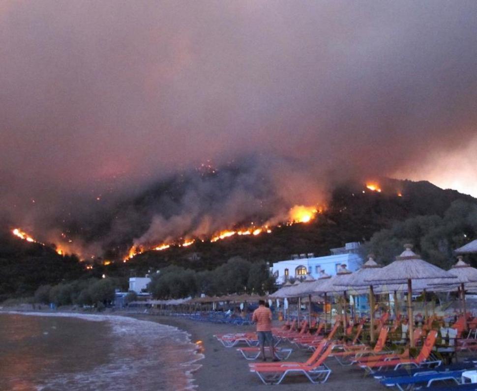 Ce se petrece în faţa acestor turiste este şocant. Iar reacţia lor a stârnit revolta a sute de mii de oameni 165132