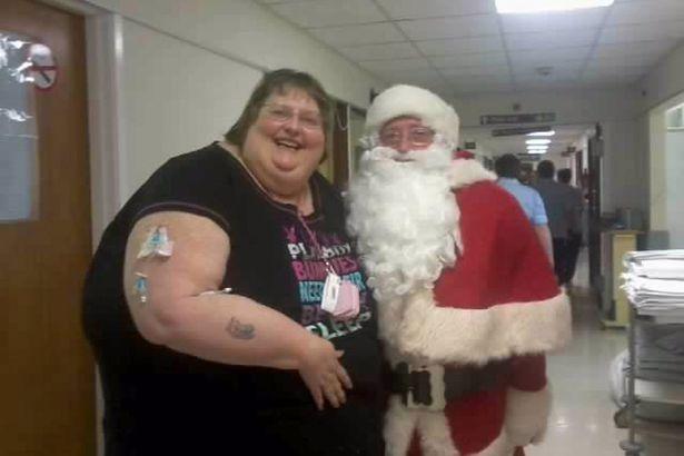 Povestea ei a schimbat viaţa a mii de oameni. A slăbit 120 Kg după ce a primit un SMS. Vezi cum arată acum 165407