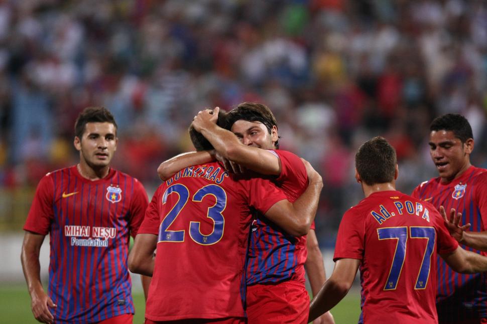 Steaua - Ekranas 3-0: Roş-albaştrii s-au calificat în grupele Europa League