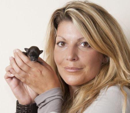 Te vei îndrăgosti de el. Faceţi cunoştinţă cu Mini, un Yorkshire terrier incredibil de mic 165486