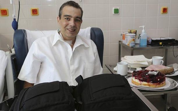 &quot;Nu-mi mai bate inima şi nu mai am nici puls&quot;. Omul care trăieşte de patru luni fără inimă 165569