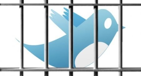 Puşcărie pentru Twitter. Un ofiţer sud-coreean, condamnat pentru insultarea preşedintelui