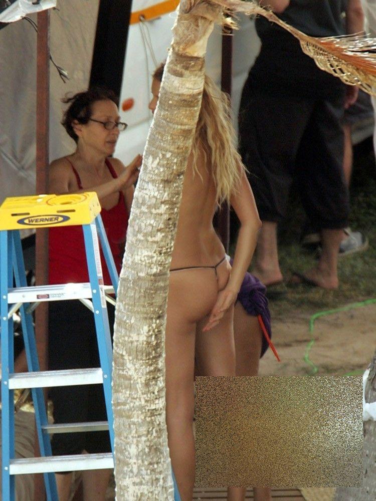 Ia mâna de acolo! E unul din cele mai faimoase top modele, dar n-are cei şapte ani de acasă 165873