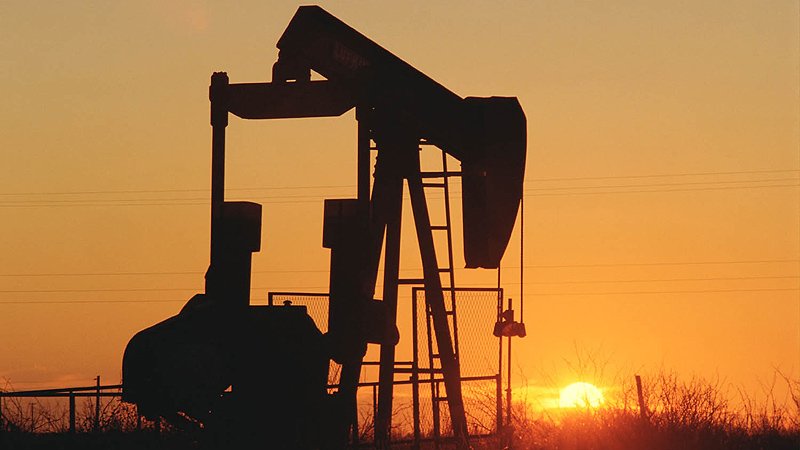 Iranul avertizează: Preţul petrolului ar putea exploda!