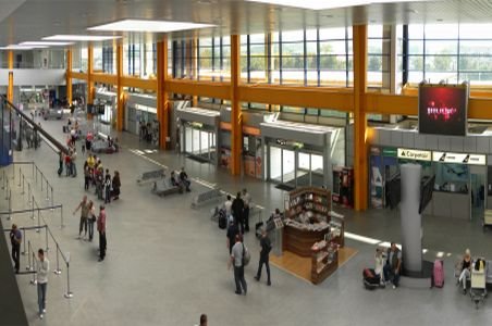 Aeroport internaţional, CAUT NUME! Clujenii, invitaţi să dea un nume aeroportului internaţional din judeţ 