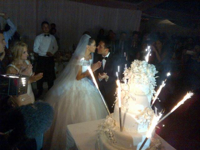 FOTO cu cele mai importante momente ale nunţii care a uimit România. Elena Băsescu a postat zeci de imagini pe Twitter 166130