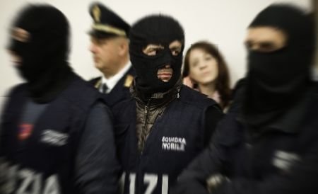Mafiot italian, căutat pentru infracţiuni economico-financiare, a fost prins pe aeroportul Otopeni