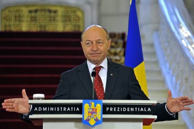 Traian Băsescu, prima apariţie oficială, VIDEO. &quot;România nu vrea să rămâna izolată, iar asta nu se va întâmpla sub conducerea mea&quot;