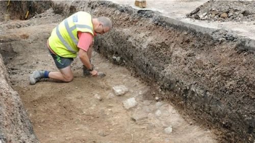 Arheologii britanici au anunţat că au descoperit biserica în care a fost înmormântat Richard al III-lea
