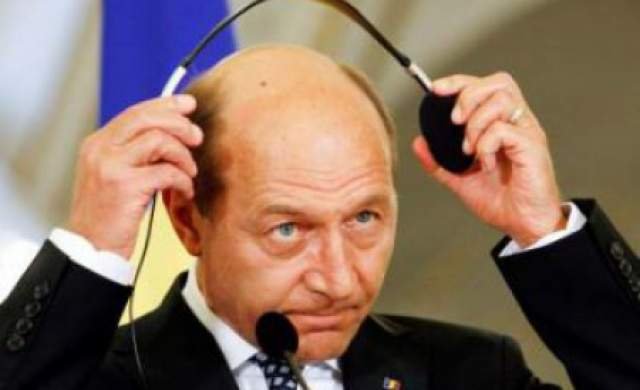 Traian Băsescu este un &quot;pion balcanic&quot;. Jurnaliştii de la Vocea Rusiei au făcut o declaraţie care schimbă faţa României