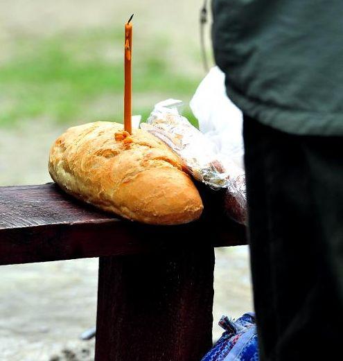 Uşa Domnului nu e întotdeauna deschisă. Motivul? Afacerile preoţilor. Oamenii lui Dumnezeu se feresc de taxe ca Dracu` de tămâie 166694