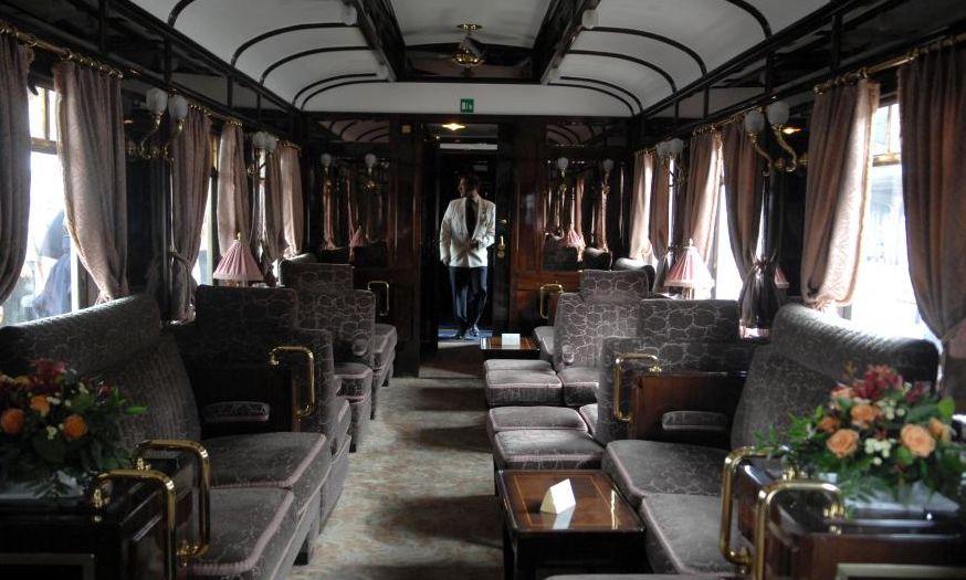 Orient Express, vandalizat în România? Trenul a plecat din Sighişoara cu trei geamuri sparte 167099