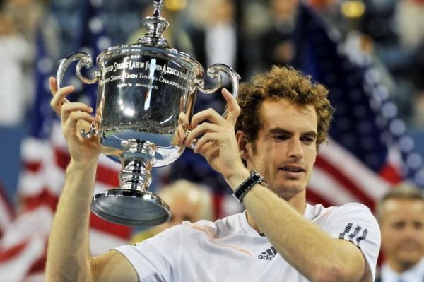 Andy Murray l-a învins pe Novak Djokovic în finala de la US Open şi a cucerit primul titlu de Grand Slam al carierei
