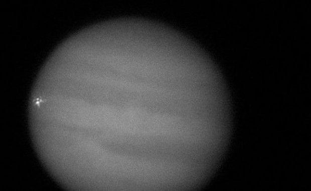 Planeta Jupiter a fost lovită de un asteroid uriaş. Vezi imagini unice cu momentul impactului