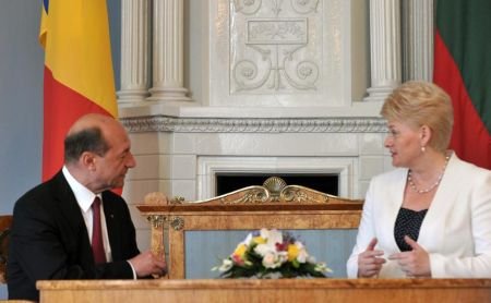 Preşedintele Lituaniei critică România în faţa lui Băsescu: &quot;NU veţi intra în Schengen. Trebuie să daţi dovadă de maturitate&quot;