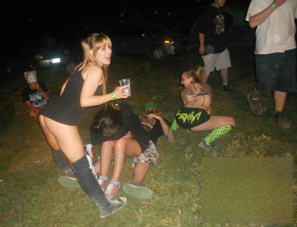 &quot;Este fiica mea, dar îmi este ruşine cu ea&quot;. Ce a ajuns să facă o elevă EMINENTĂ. Părinţii sunt devastaţi 167612