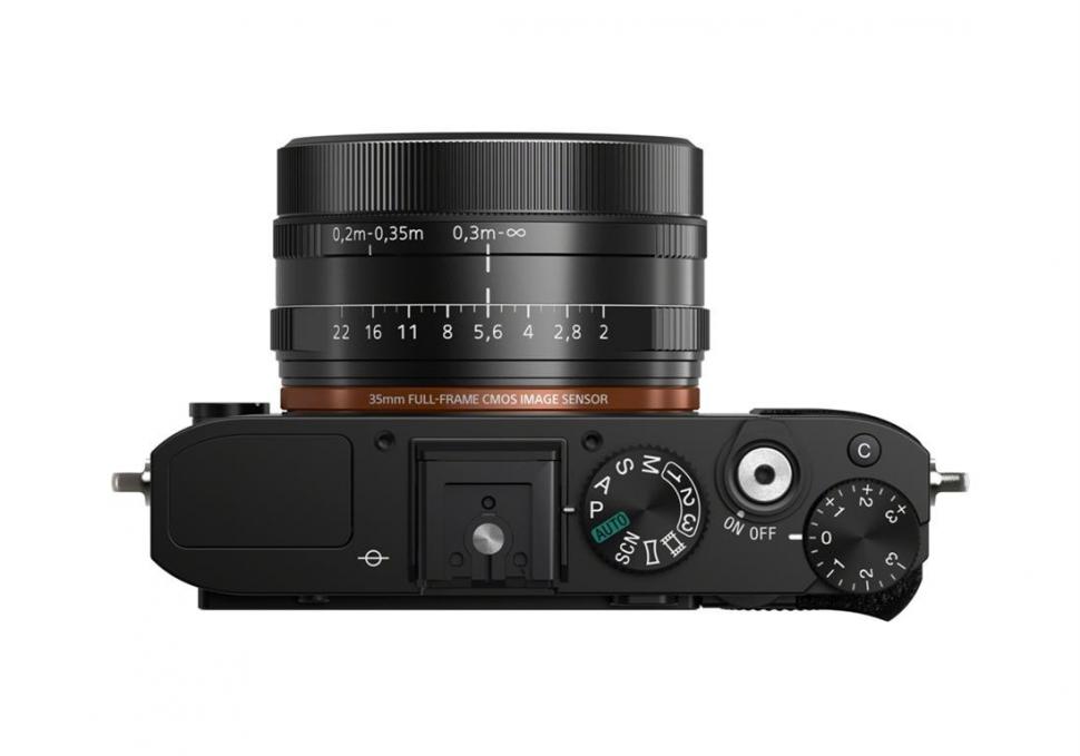 Sony a lansat Cyber-shot DSC-RX1 şi Handycam NEX-VG900E, prima compactă şi cameră video cu senzor full-frame din lume 167710