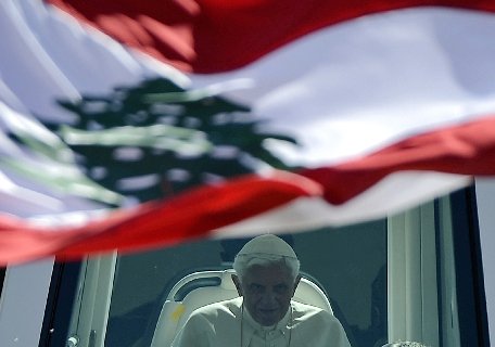 Papa Benedict al XVI-lea îndeamnă Orientul Mijlociu să spună &quot;nu&quot; răzbunării