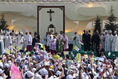 Papa Benedict al XVI-lea face apel la pace în Orientul Mijlociu