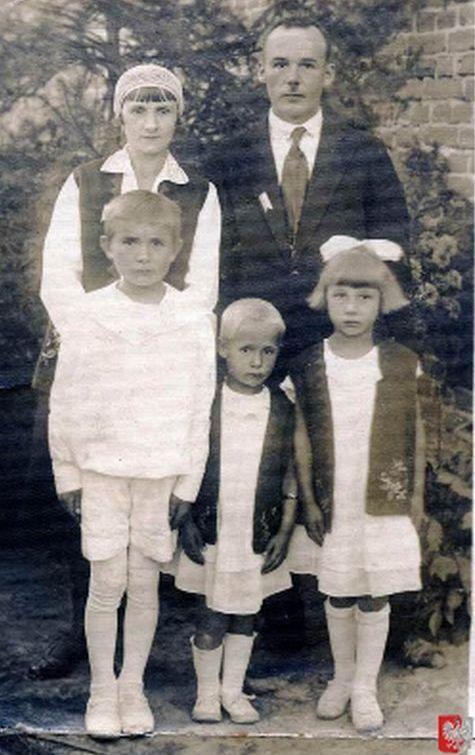 Odiseea unei poloneze pe trei continente. &quot;Bebeluşii deveneau tăcuţi şi mureau. Cât am stat acolo, nu am auzit un sunet” 168210