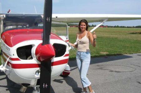 Pasiunea a ucis-o! Tânără însărcinată sfârşeşte tragic după o săritură eşuată cu paraşuta 168322