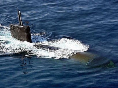 Iran a lansat un submarin în timp ce Statele Unite participă la un exerciţiu în Golful Oman