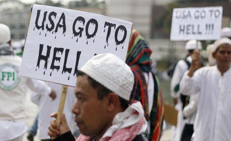 Protestele musulmanilor iau amploare. Zeci de mii de musulmani au ieşit în stradă 168375