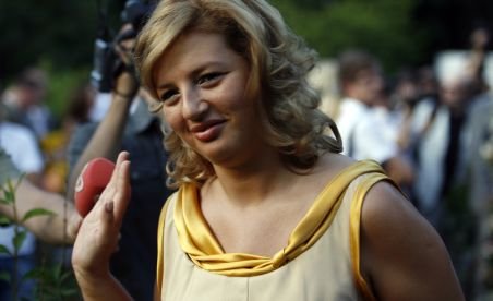 Fiica cea mare a preşedintelui vrea să devină parlamentar. Unde va candida Ioana Băsescu